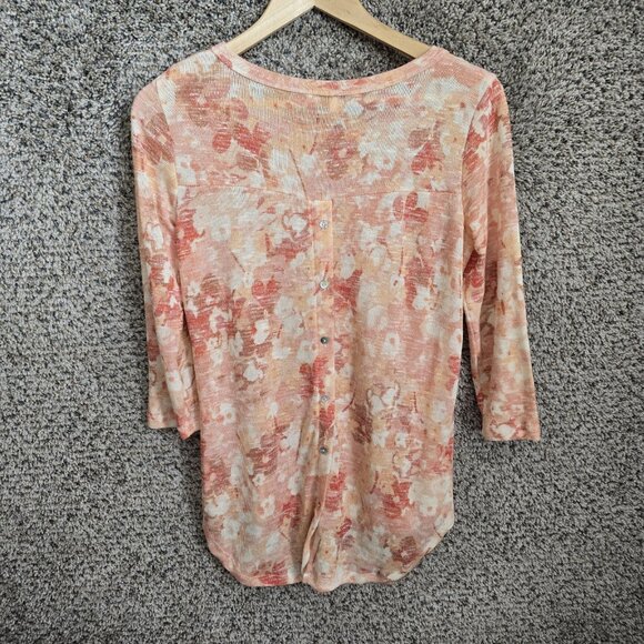 Rose & Olive Womens Small Pink Knit Scoop Neck Button Accent Floral Casual - Picture 7 of 7